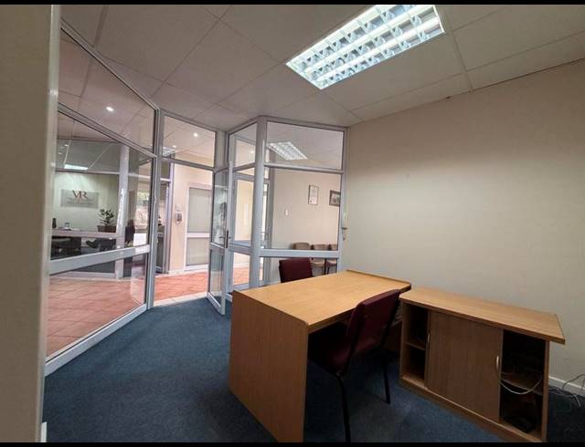 BUSINESS PROPERTY TO RENT IN NEWTON PARK